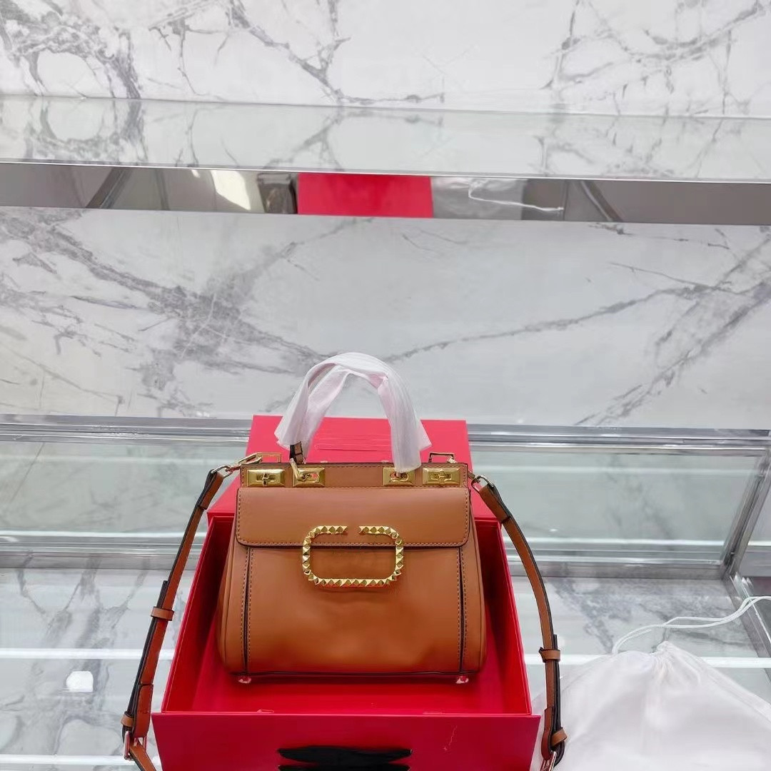 

High-quality leather Crossbody bag Women's Handbag Fashion design solid color Portable Tote Bag Exquisite clutch large capacity single shoulder bag