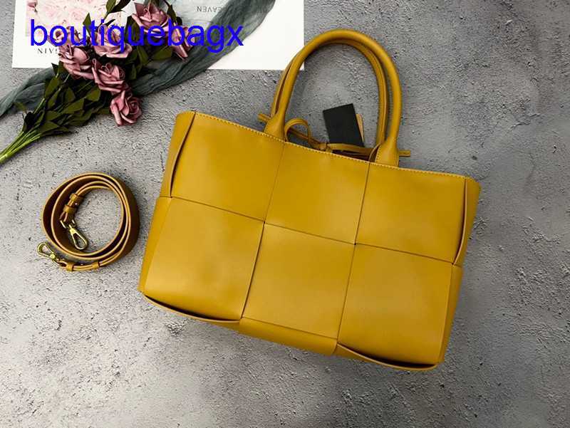 

Original edition Luxury Bottegss Venetss Arco Evening Bags online store handbag Single-shoulder DIVANI Woven Women's Tote Bag Larg With logo LDZ3, Black and white edge