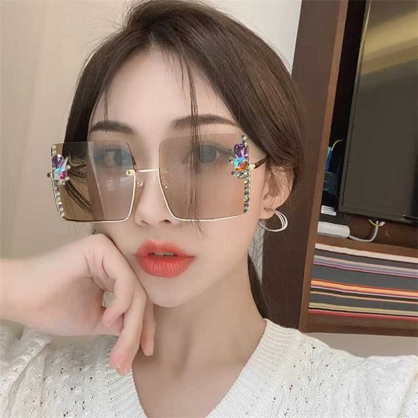 

Sunglasses 2023 new Large square diamond round large frame display face small glasses tidal crystal sunglasses female