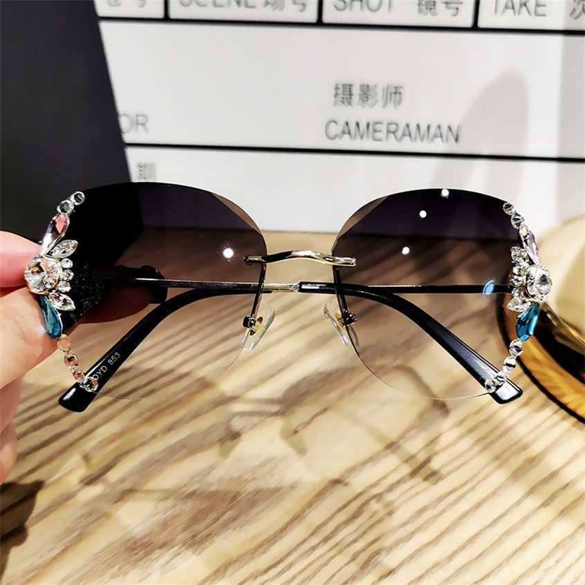 

2023 new Net red belt drilling Women's anti ultraviolet radiation big round face thin Sunglasses New Korean fashion in