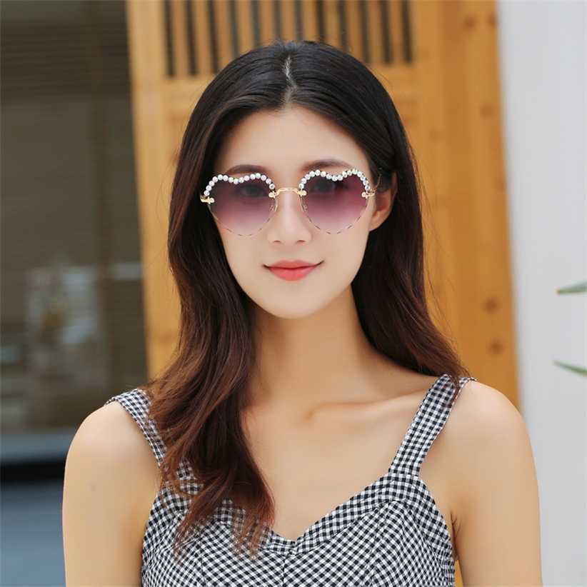 

Sunglasses 2023 new diamond inlaid love gradient heart Women's fashion sunglasses anti ultraviolet net red glasses