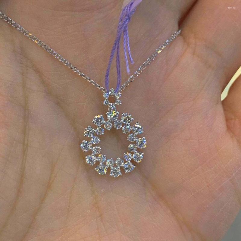 

Pendant Necklaces CAOSHI Exquisite Circle Necklace With Dazzling Crystal Cubic Zirconia Gorgeous Wedding Jewelry For Women Selling