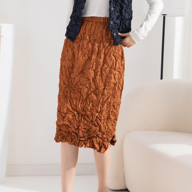 

Skirts The Women's Manual Pleated High-waist Thin Cotton Skirt With Slit And Buttock Miyak Fold, Brown