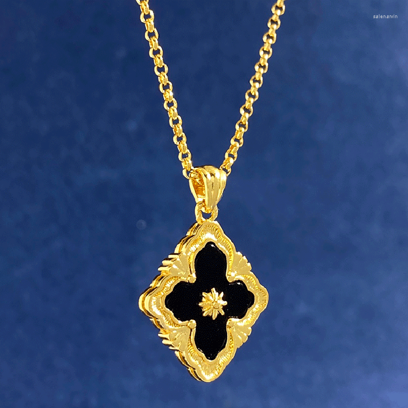 

Chains High Quality Gold Color Natural Shell Flower Style Square Pendant Necklace For Women Fashion Jewelry