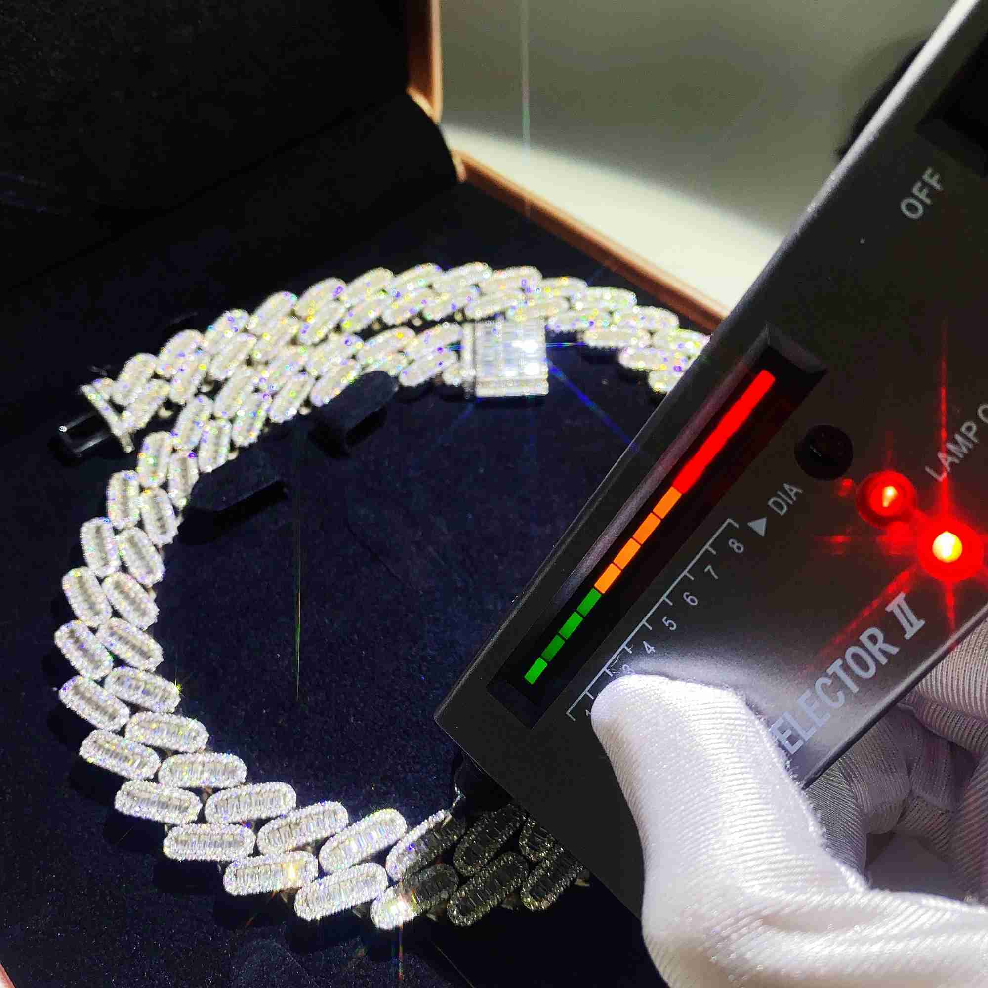 

Hip Hop Iced Out Jewelry Cuban Link Chain 14k Gold Plated 925 Sterling Silver Moissanite Diamond Cuban Link Chain