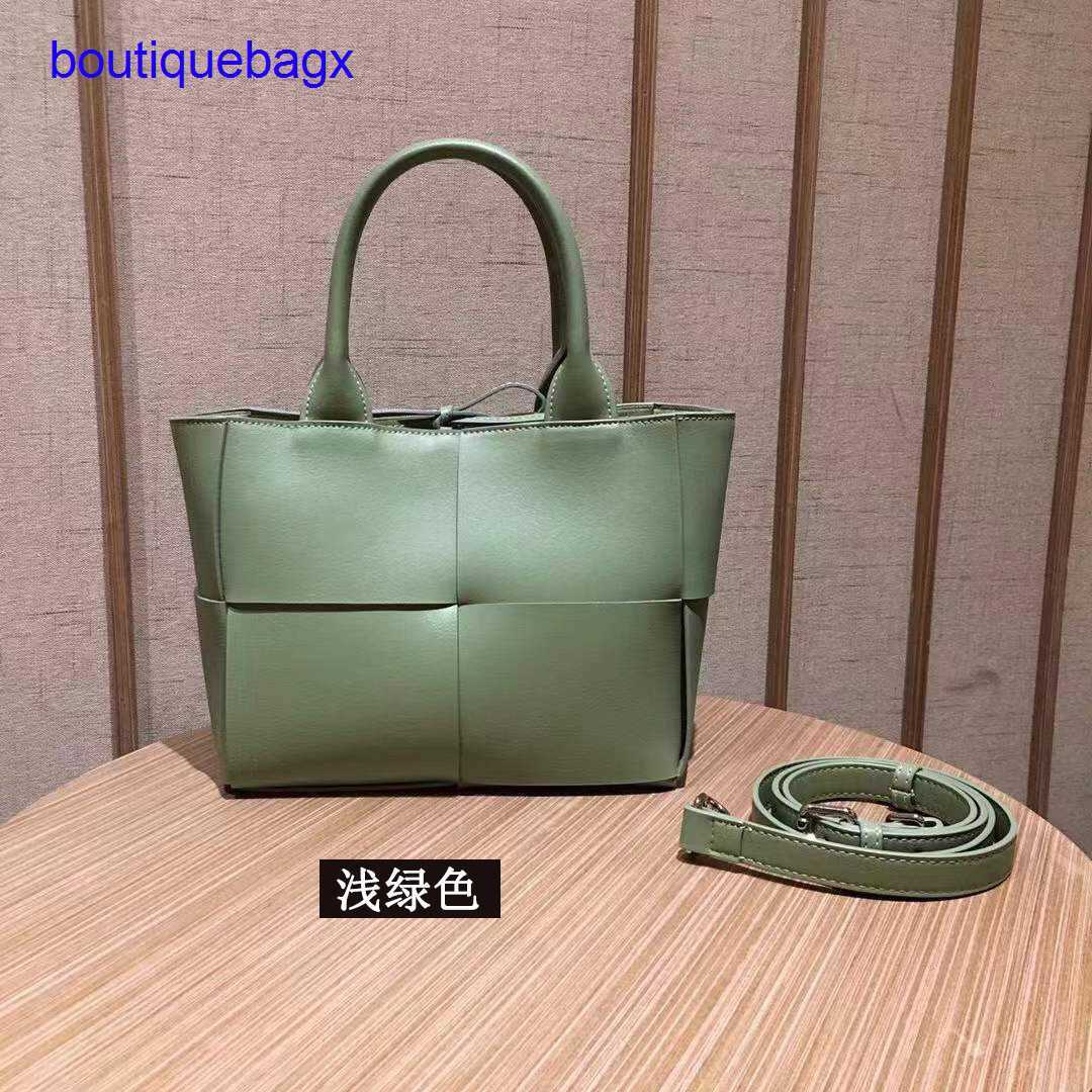 

Luxury Bottegss Venetss Arco Evening Bags online store big bag autumn winter texture 2023 new woven tote women's leather large cap With logo QCA8, Coffee
