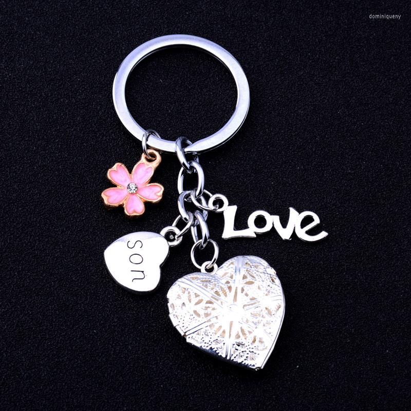 

Keychains LOVE Letter Keychain Flower Locket Heart Pendant Keyring For Son Family Kids Key Chain Jewelry Children Boy Birthday Xmas Gift