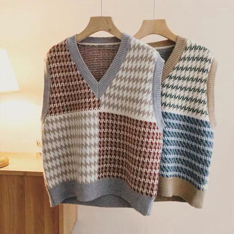 

Women's Tanks Women Retro Plaid Knitted Vest 2023 Female Spring Korean Style Office Lady Loose Outer Wear V Neck Contrast Color Tank Tops, Gray