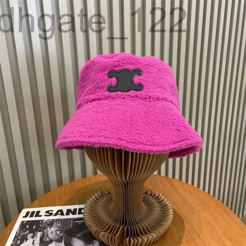 

designer Luxury Designer Cap Hats Fashion Bucket Hat For Womens Men Winter Cashmere Fisherman Buckets Outdoor Travel Warm Beanie Casquettes ZV0Y, C4