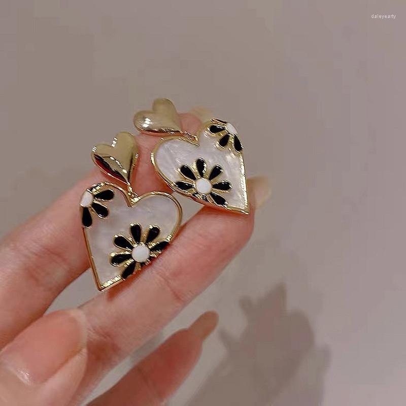 

Stud Earrings Korean Exquisite Heart Flower For Women Inlaid Rhinestone Imitation Pearl Girl Temperament Jewelry