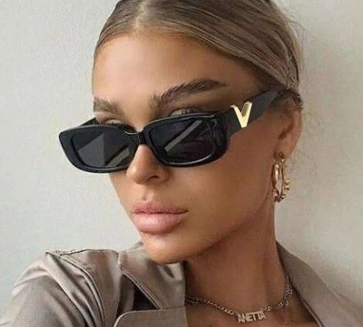 

Sun glasses 2023Retro Rectangle Women Designer Vintage Small Frame SunGlass Ladies Classic Black Square Oculos De SolSunglasses