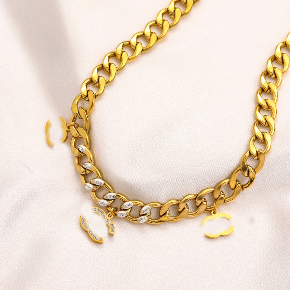 

Design Necklace 18K Gold Plated Stainless Steel Necklaces Choker Chain Letter Pendant Fashion Womens Wedding Jewelry Accessories Jewelry