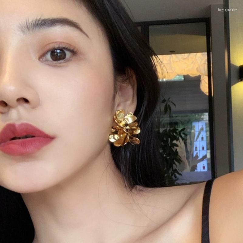 

Dangle Earrings Advanced French Antique Metal Flower Temperament Net Red Earpin