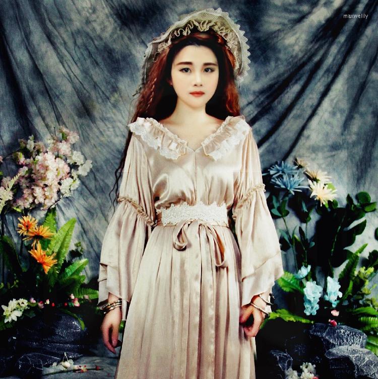 

Casual Dresses Luxury Mulberry Silk Lolita Dress V-Neck Floor-Length Appliques Vintage Party Long Flare Sleeve Lace Up Evening, Champagne