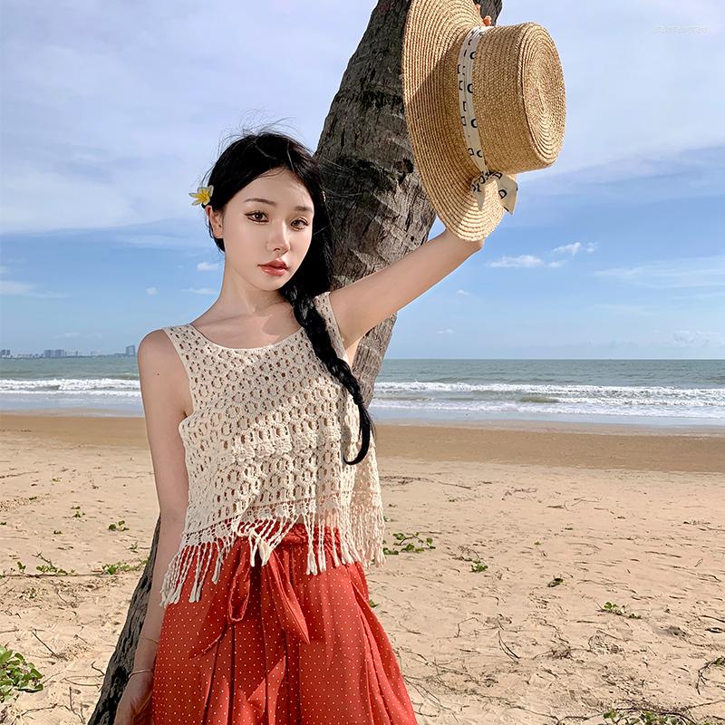 

Women's Tanks Hollow Knitted Tassel Undershirt Blouse Camisole Women's Outer Loose Design Sense Of The Beach Sleeveless Can Shoulder, Beige