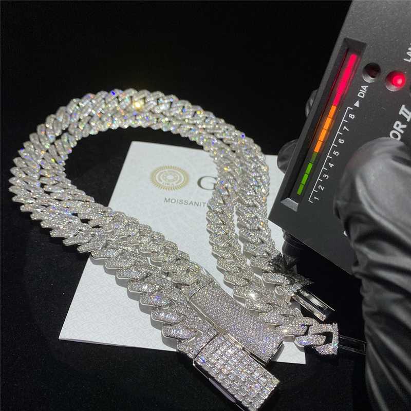 

18k Gold Plated 13mm 15mm Baguette Moissanite Cuban Necklace Diamond Tester Iced Out Vvs Moissanite Cuban Link Chain