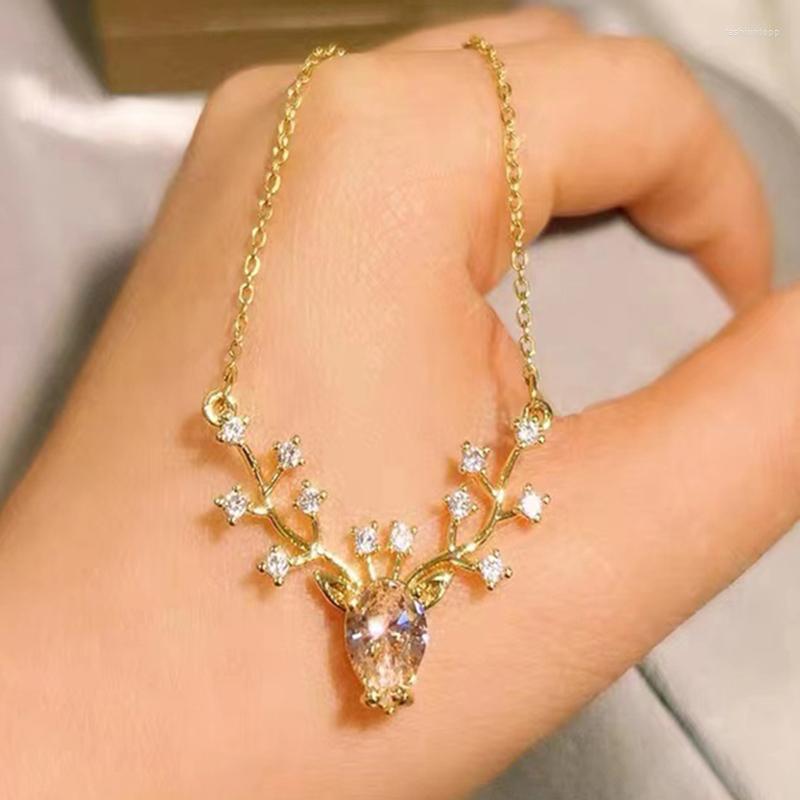 

Pendant Necklaces Fashion Crystal Elk Necklace For Women Girls Temperament Collarbone Chain Choker Weding Jewelry Birthday Gift