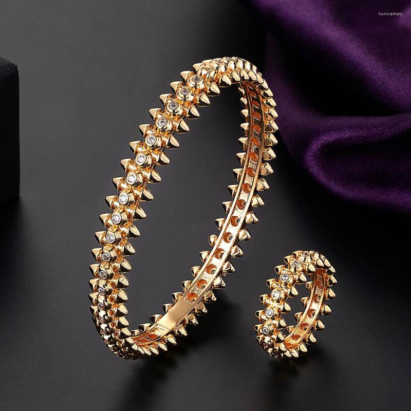 

Necklace Earrings Set Zlxgirl Hollow Design Women Size Punk Gold Bracelet Ring Jewelry Perfect Nice Dubai Women's Copper Bangle Bijoux, Picture shown