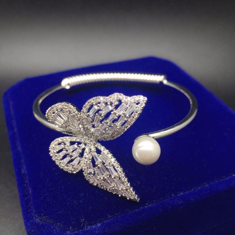 

Bangle Copper Base Cubic Zirconia Stone Butterfly Shape Pearl Open Cuff Adjustable Size Hand For WomenBangleBangle