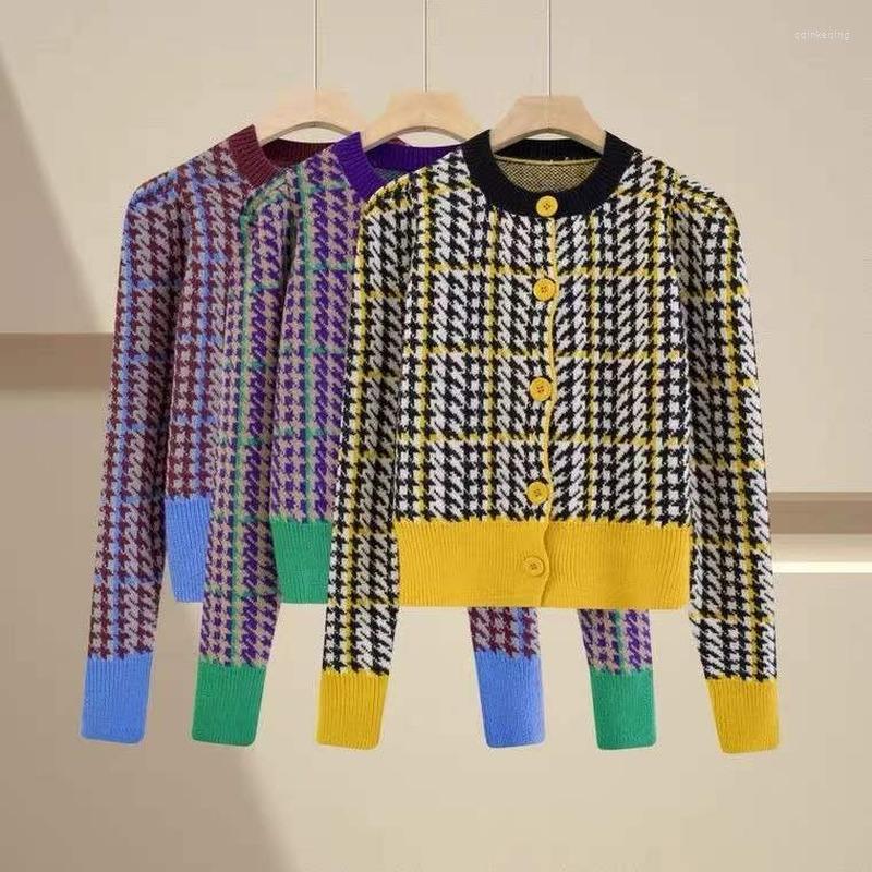 

Women's Knits Korea Version Plaid Sweater Coat Female 2023 Spring Retro Chic Slim Knit Women Cardigan Tops, Green