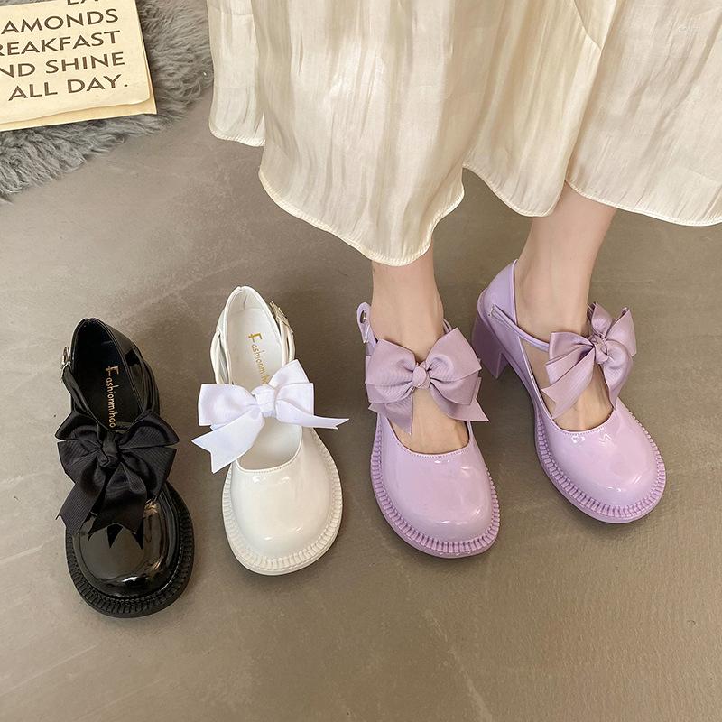 

Dress Shoes Spring Japanese Style Buckle Bells Girls Lovely Patent Leather Lolita Women High Heel Pumps Bow Zapatillas Mujer, White