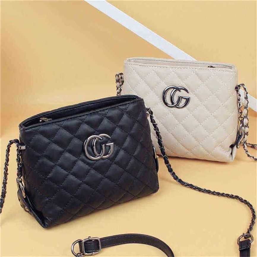 

handbag 2023 Fashion women's bag leather quality Handbag Lingge chain women's Shoulder Messenger small square online celebrity vagrant Bag, Black