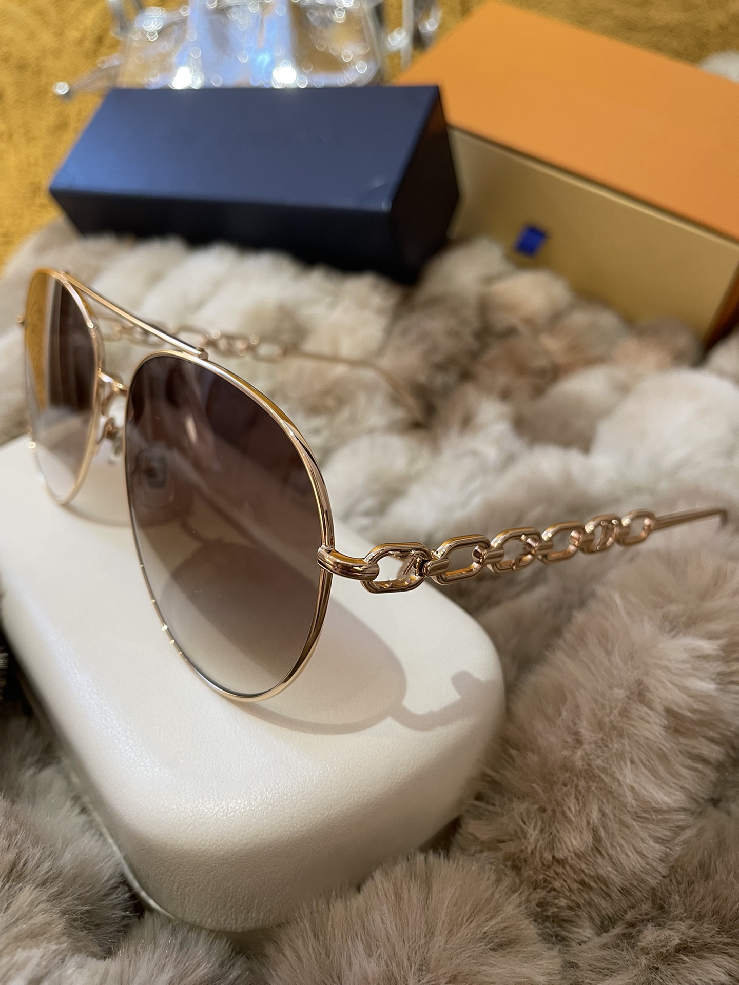 

Classic Sunglasses Brand Designer UV400 Eyewear Metal Gold Frame Sun Glasses Men Women Sunglasses With Box