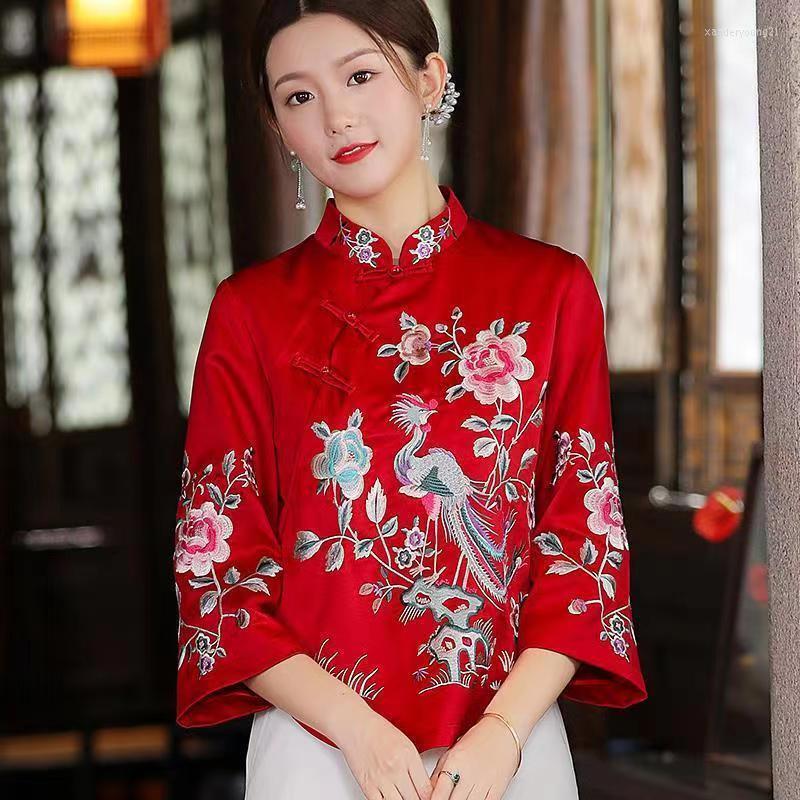 

Ethnic Clothing 20233 Spring Vintage Satin Stand Collar Embroidered Cheongsam Top Qipao Plus Size Traditional Chinese Red White For Women