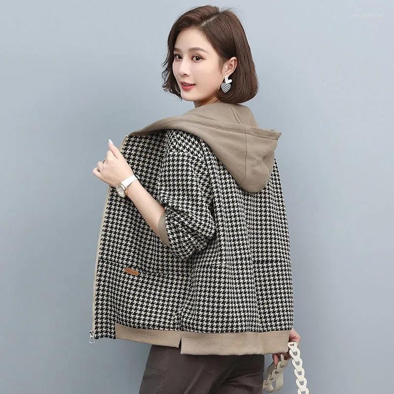 

Women's Trench Coats Women Jacket Windbreaker 2023 Spring Autumn Short Korean Loose Middle Aged Mother Grid Tops Femme Basic Coat With, Khaki