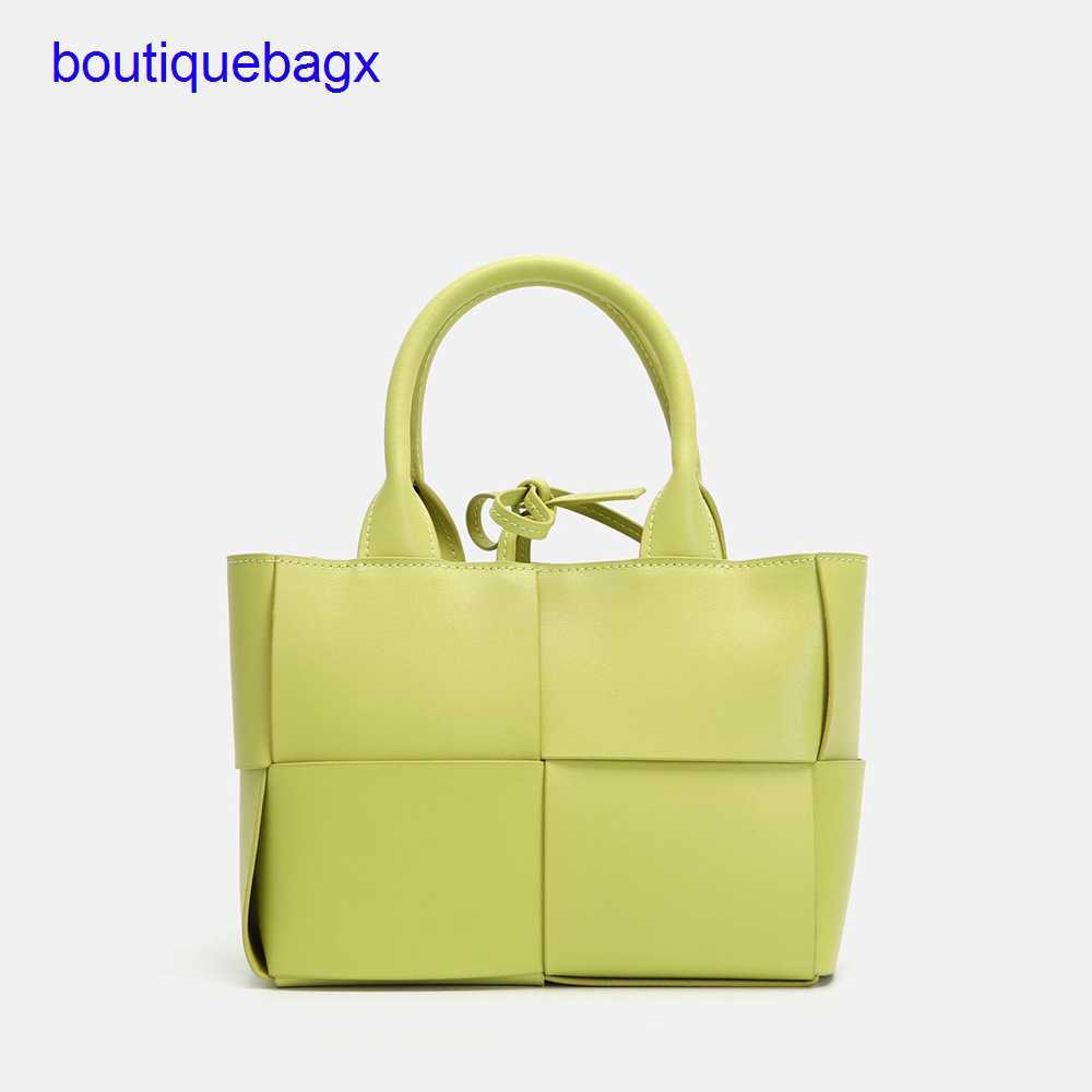 

Luxury Bottegss Venetss Arco Evening Bags online store Hye Kyo's same genuine leather checkered woven Song handbag tote shopping S With logo VVR3, Yellow4