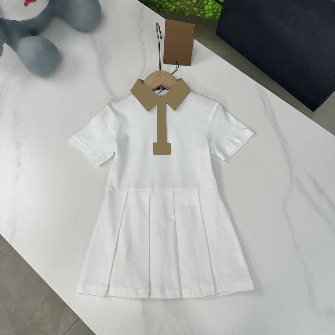

23ss Designer brand girls polo skirt dress Fashion Short-sleeved dresses classic lattice splicing Pure cotton dress Kids skirt Baby Clothes