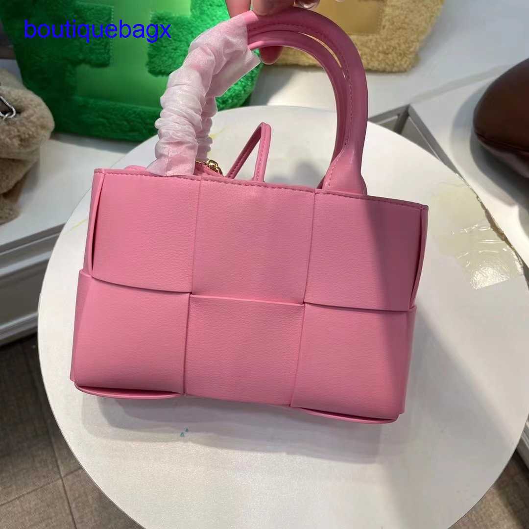 

Luxury Bottegss Venetss Arco Evening Bags online store large winter 2023 and new texture bag autumn woven tote women's leather cap With logo QP05, Light brown cowhide-