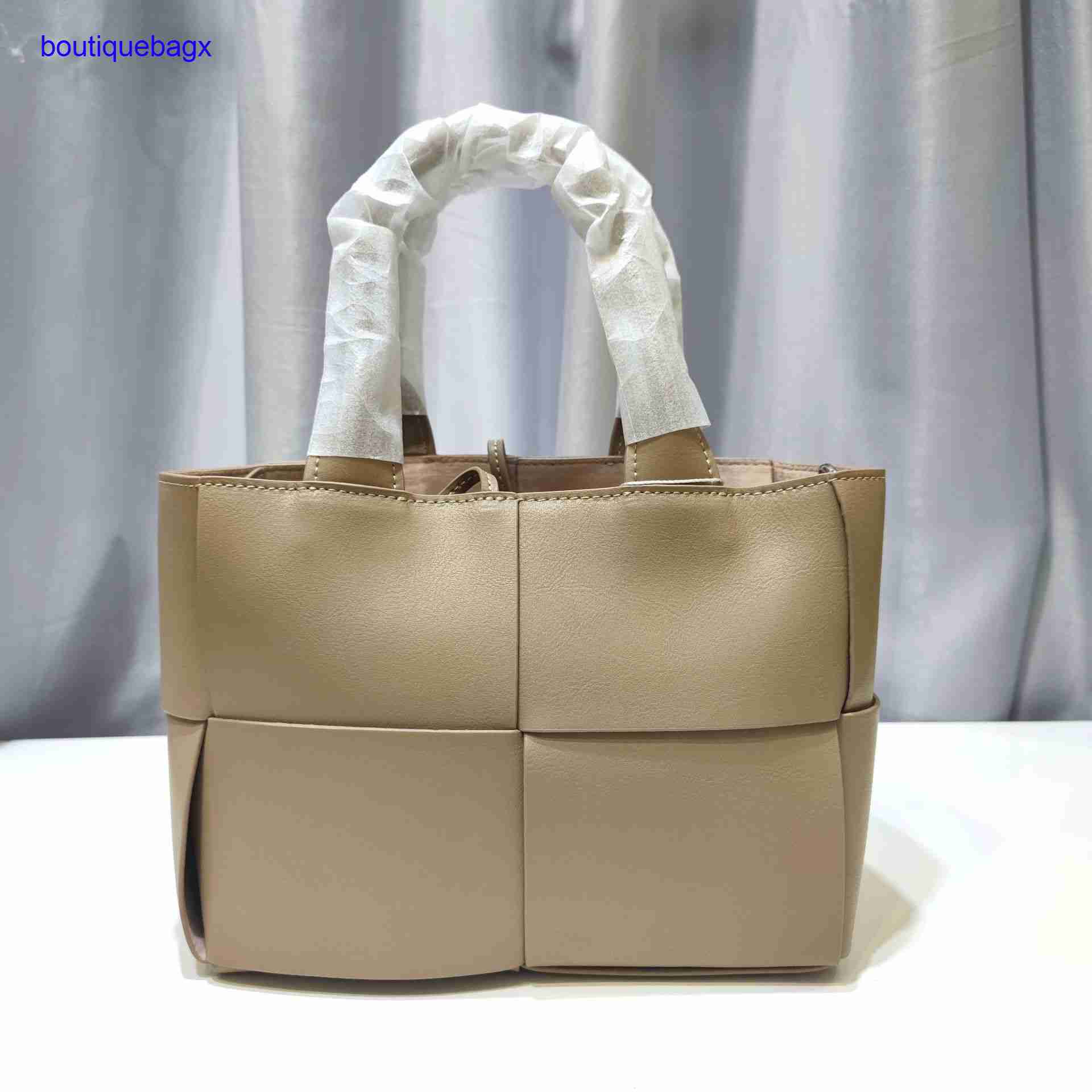 

Luxury Bottegss Venetss Arco Evening Bags online store woven Song Hye checkered Kyo's same genuine leather handbag tote shopping S With logo GMR1, Yellow4