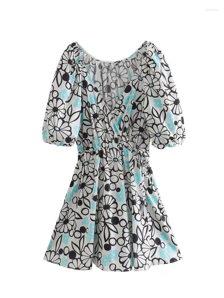 

Party Dresses BBWM 2023 Fashion Women Summer Print Dress Elegant Ladies Short Sleeve V Neck Boho Mini