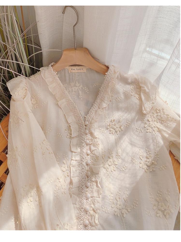 

Women's Blouses Lamtrip Unique Fairy 3D Flowers Embroidery V-Neck Long Sleeve French Style Lolita Cotton Shirt Blouse 2023 Mori GIirl, White