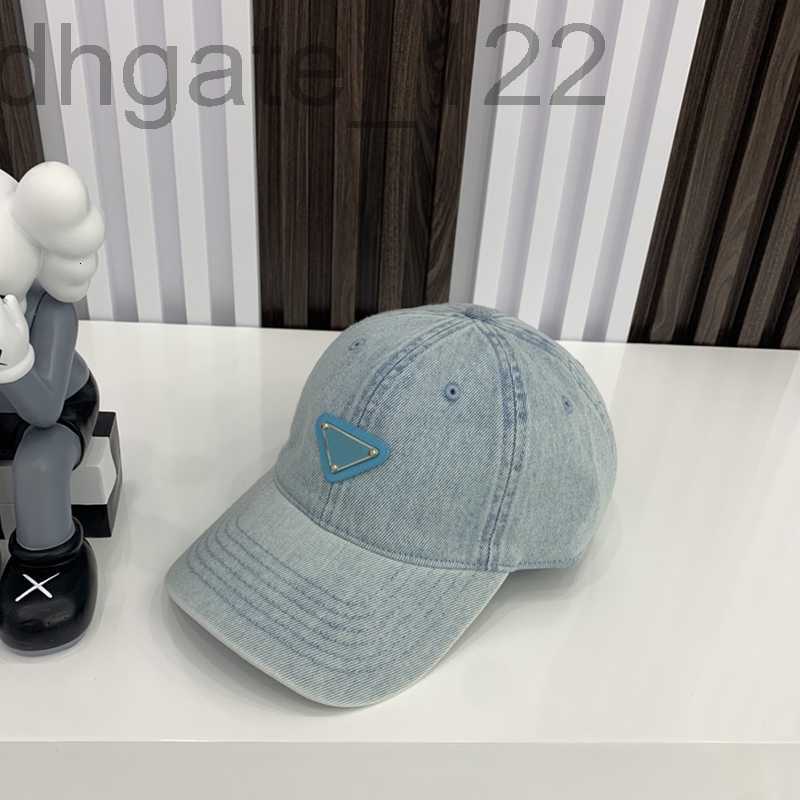 

designer Luxurys Designers Casquette Women Classic Medieval Style Baseball Caps Man Fashion Hats Top Quality Leisure and Versatile Fitted Hat Unisex HEWT, Dark blue