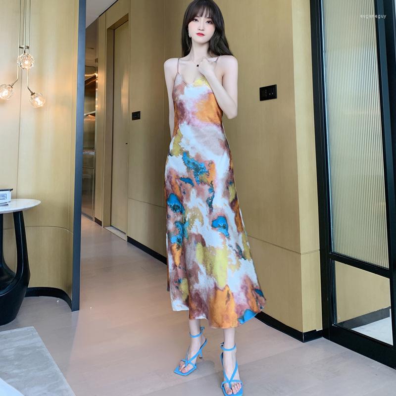 

Casual Dresses Arrival Fashion Korean Summer Long Beach Dress Women OL Temperament Print Sexy Strap Sleeveless Satin Slim Holiday, White
