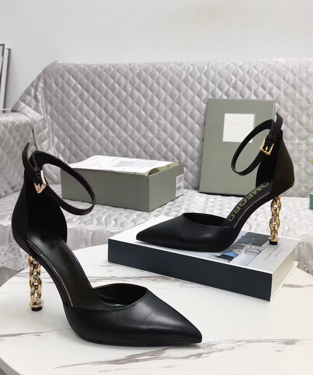 

Elegant Brand D'Orsay Women Sandals Shoes Women Slingback Tomsford Lady Chain Heels Party Wedding Dress Pointed Toe Pumps EU35-43 Origianl Box