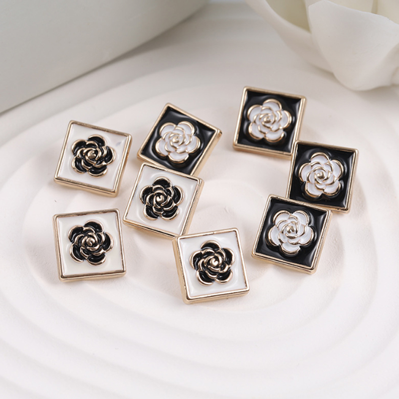 

15mm Camellia Diy Sewing Buttons Metal Square Flower Button for Shirt Coat Sweater