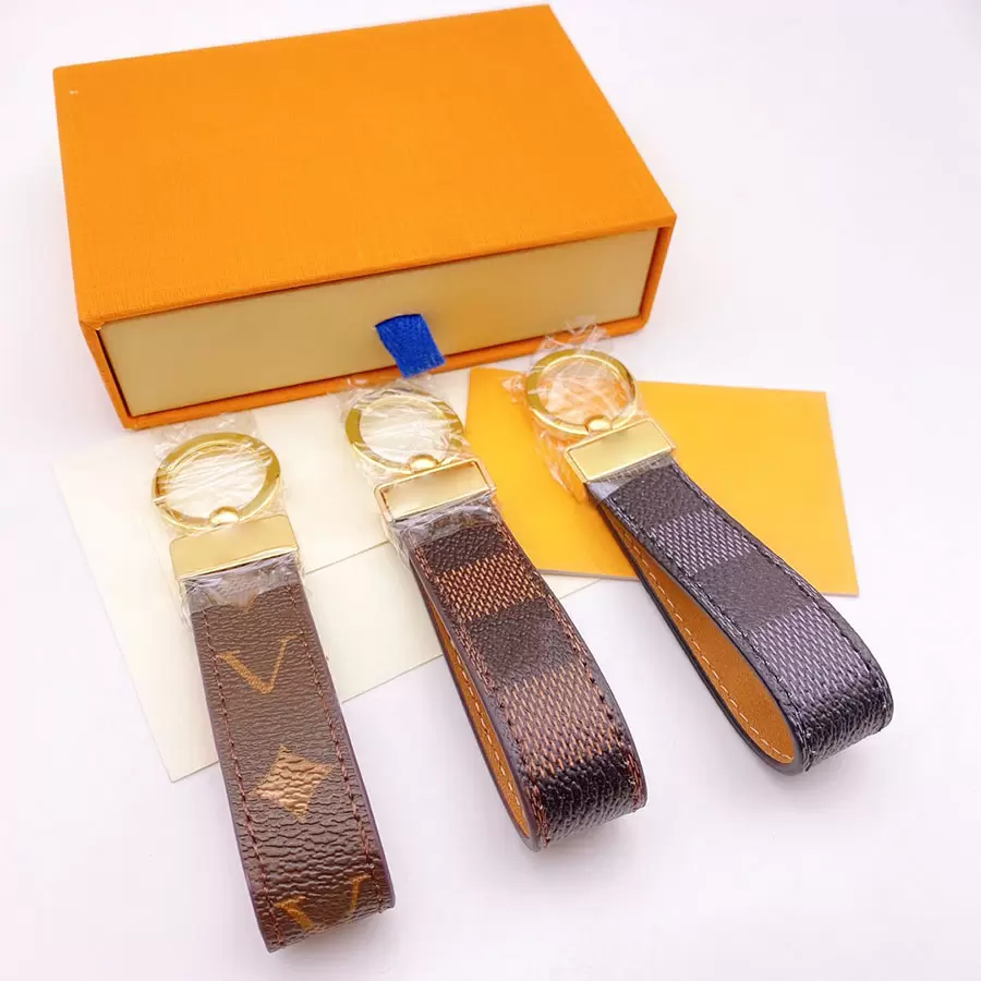 

Designer Fashion Keychains Car Keychains Classic Keychain Gift for Man Woman 3 Colors