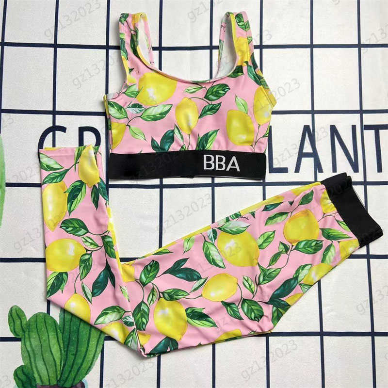 

Designer Women Clothes Tracksuit Fruit Print Fashion Sports Vest Tops Chest Pads Match High-waisted Tight-fitting Leggings Two-piece Suit Sets For Women Outfits