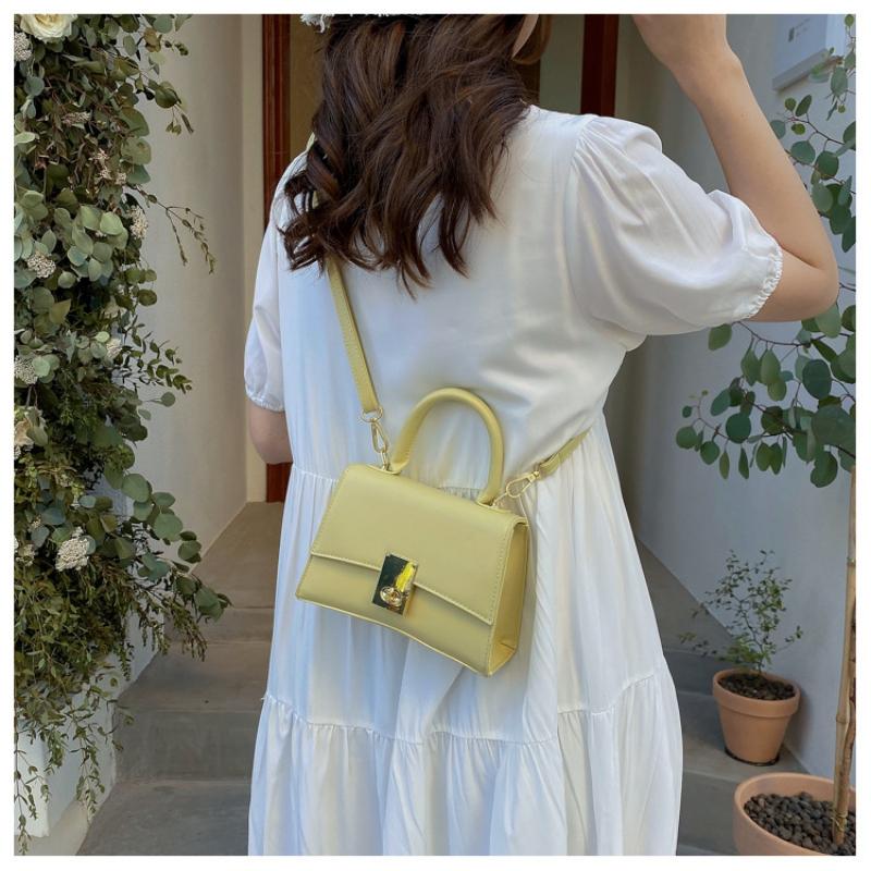 

Evening Bags 2023 Morden Female Bag Simple Hand One Shoulder Slant Solid Color Small Square Phone Coin Purse, Black