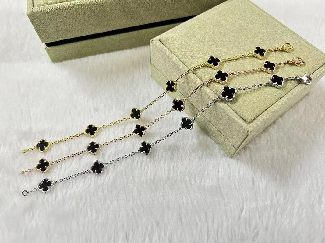 

Luxury V Brand Clover Designer Charm Bracelet Black Stone mini 6 leaves Sweet Flower 9mm Leaf Love Bracelets Party Jewelry Gift