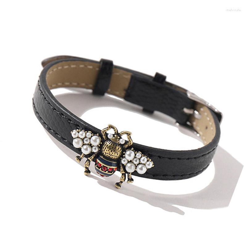 

Bangle Vintage Pearl Bee Insect Black Leather Bracelet