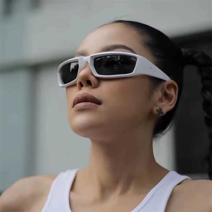 

Sunglasses 2023 new 22's ins net red same plate swing concave sunglasses SPR25Y