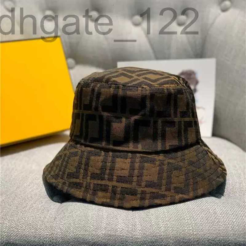 

designer Top design Fashion Bucket Hat For Mens Womens Foldable Fishing Caps blue letters Beach Sun Visor fisherman hats C5L4, Khaki