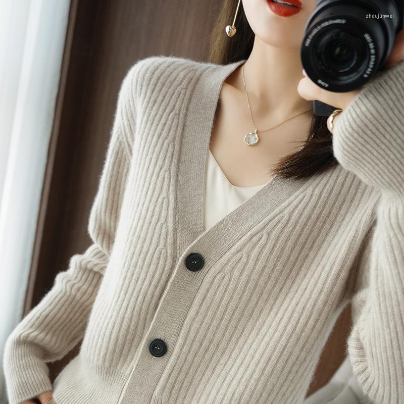 

Women' Knits 2023 Autumn Winter Korean Single-breasted V-Neck Knitted Sweater Cardigan Coat Women' Casual Warm Knit Ladies Tops, White