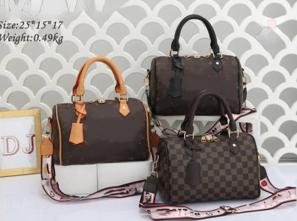 

All-match Men duffle bag Women large capacity luggage bag baggage waterproof handbag Casual Travel Bags