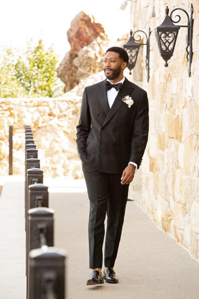 

Men's Suits Custom Made Black 2 Pieces Men's Slim Fit Notch Lapel Groom Prom Tuxedos Groomsmen Blazer For Wedding (Jacket Pant), Gold