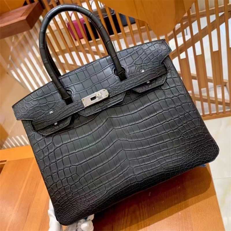 

designer women handbag birkin Silver buckle bags Handmade wax thread sewing bag 30cm classic black alligator leather high-end portable women's bag, 30cm black silver button